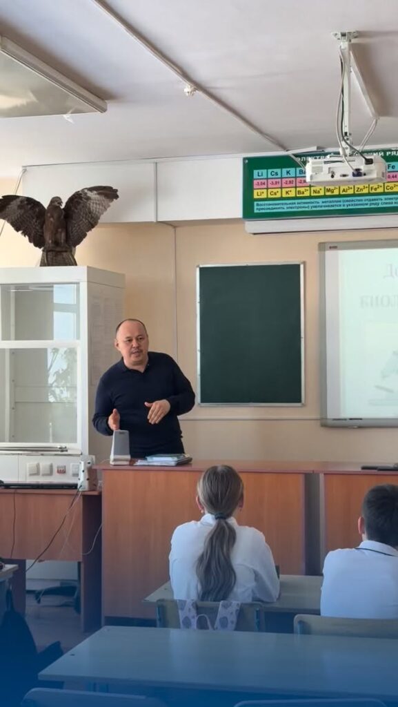 🔹Бүгін EMЦ апталығының аясында 7A сыныбында «Биология сарапшылары» тақырыбында биология&hellip;